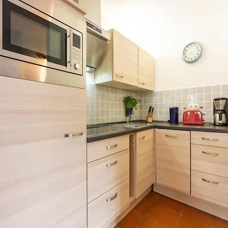 Rugana - Gemuetliche Komfort Mit 1 Schlafzimmer C03 Apartment *