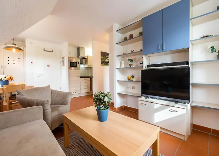 Rugana - Gemuetliche Komfort Mit 1 Schlafzimmer C03 德兰斯克